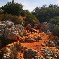 Photo de France - Le Cirque de Mourèze et le Lac du Salagou